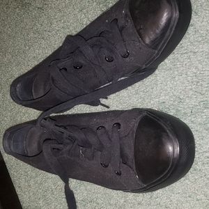 NWOT safeTstep canvas shoes converse style work non slip shoes